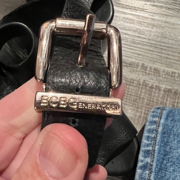 BCBG Generation wedge sandals - Picture 2 of 10